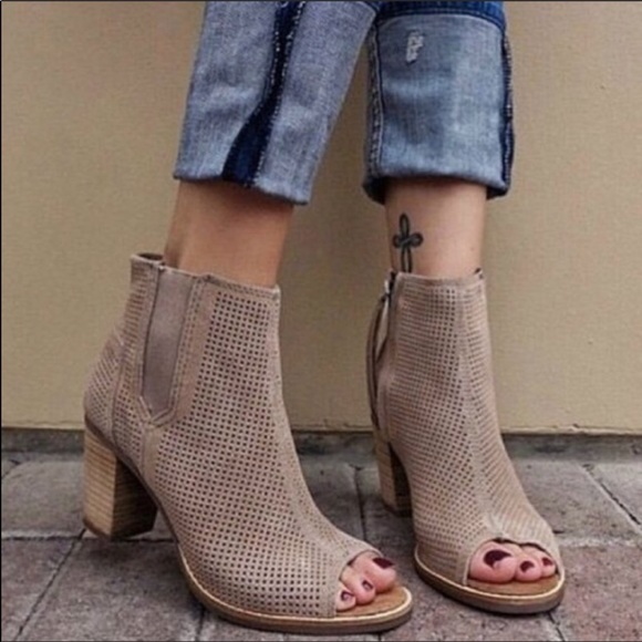 Toms Shoes - Toms • Majorca Peep Toe Booties 8